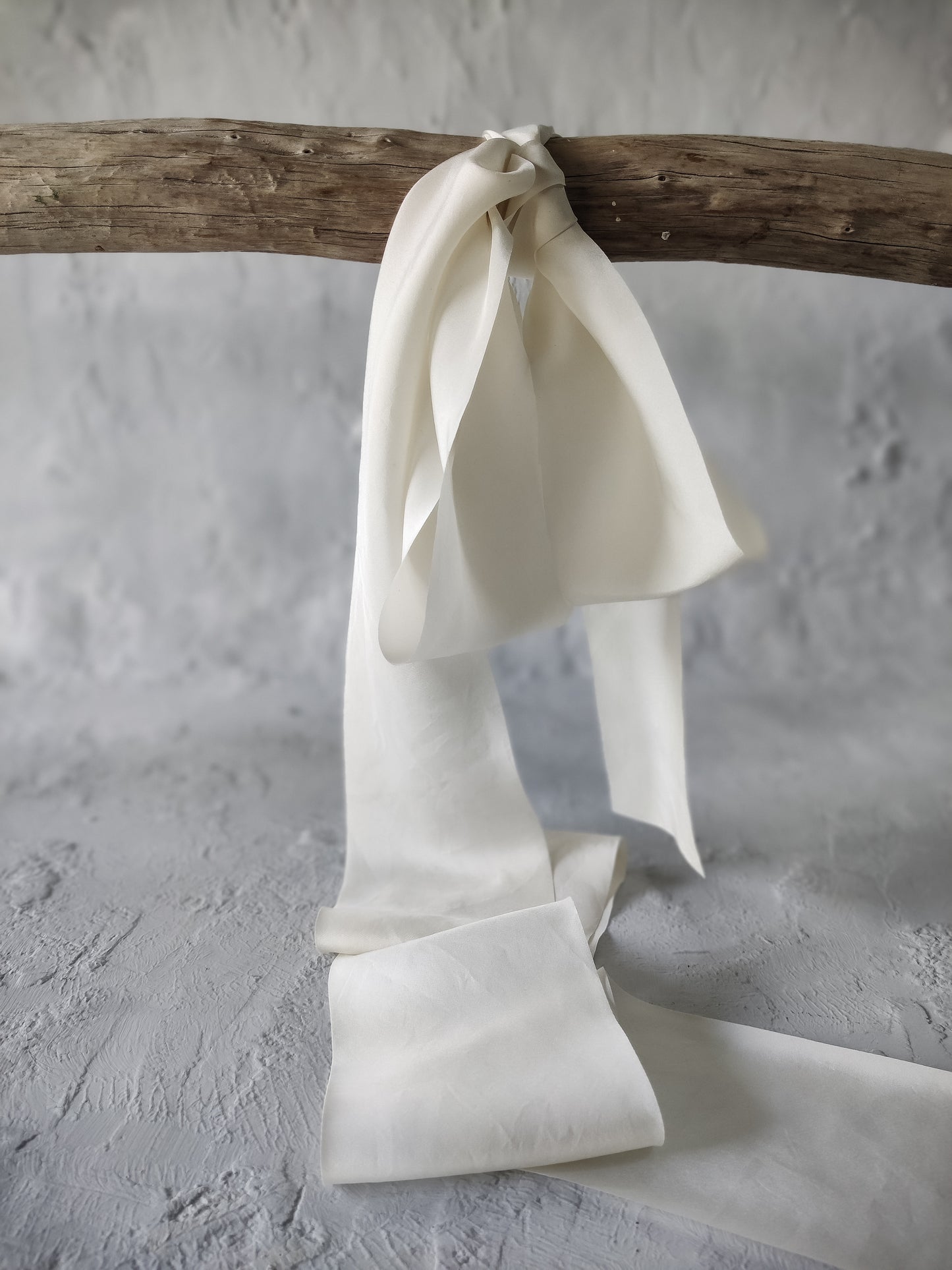 Silk ribbon bows | Silk & Sorcery