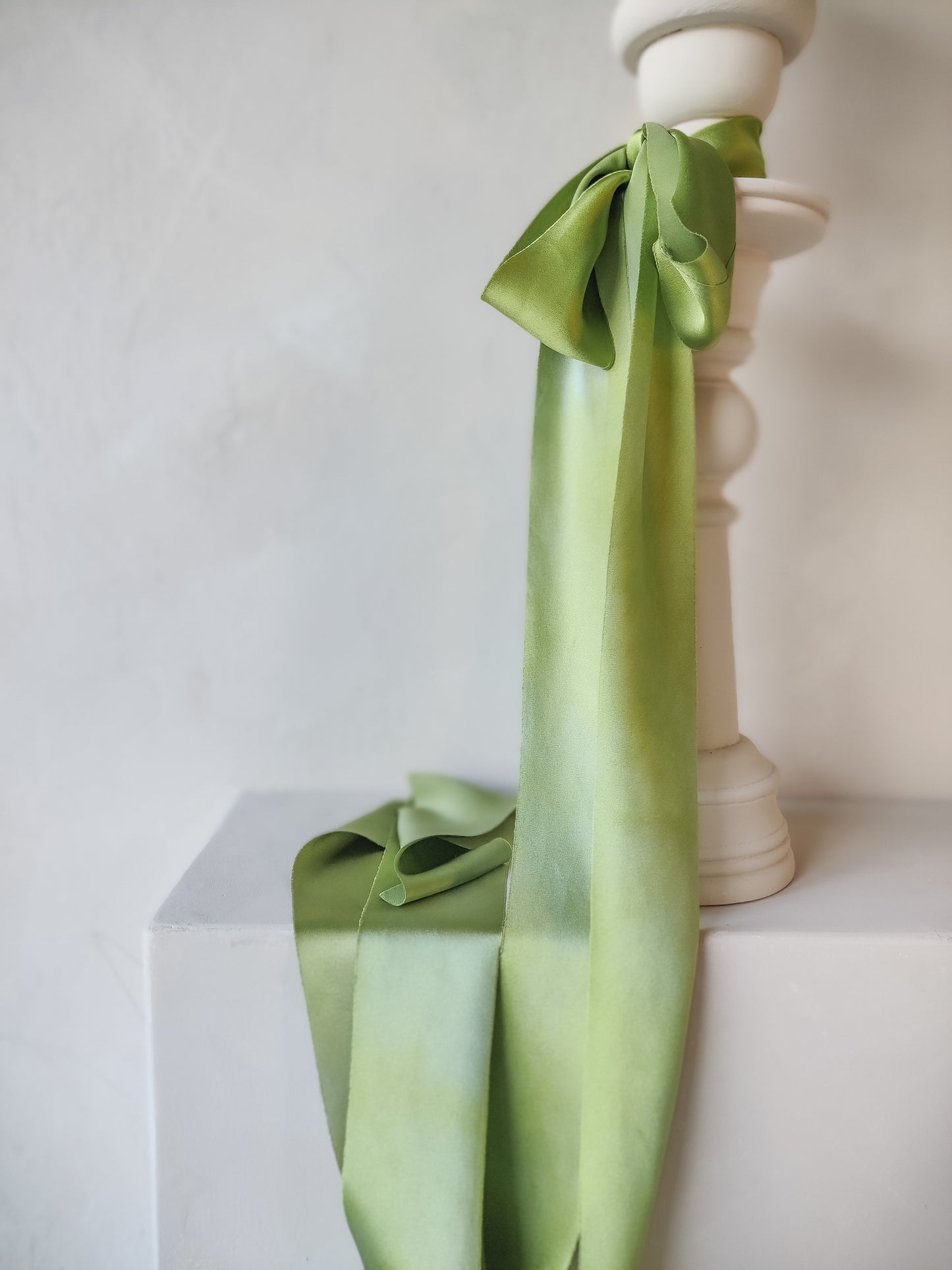 Silk ribbon bows | Silk & Sorcery